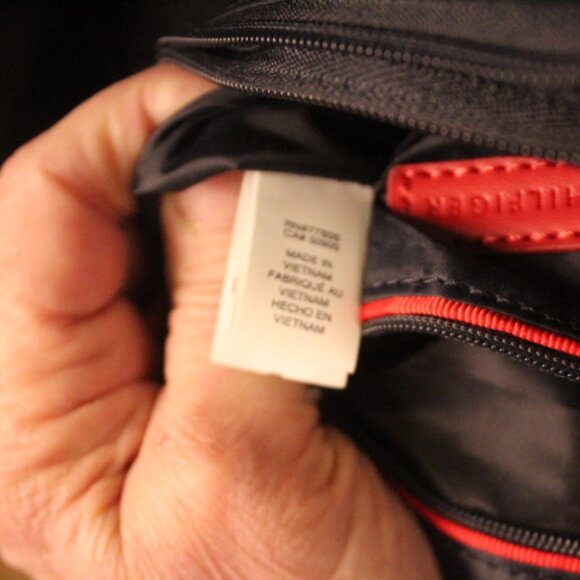 Tommy Hilfiger Logo Tote Bag - Picture 8 of 12